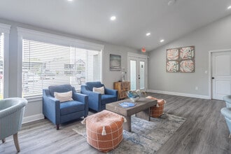 Skylar Pointe in Houston, TX - Building Photo - Interior Photo