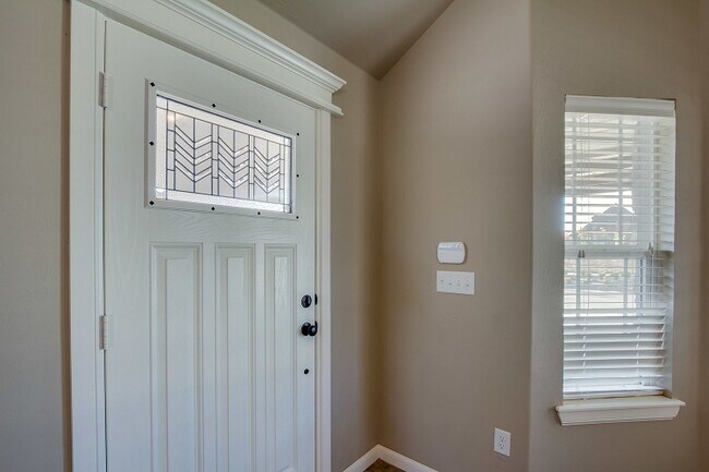 5605 Goldfinger Rd in Oklahoma City, OK - Building Photo - Building Photo