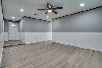822 Milky Way in Garland, TX - Building Photo - Building Photo