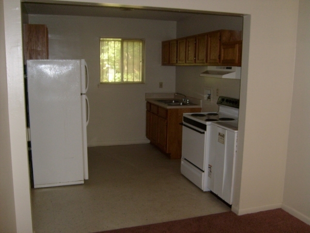 East Thomas Apartments in Birmingham, AL - Building Photo - Interior Photo