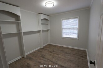 1648 Ivy Rd in Memphis, TN - Building Photo - Building Photo