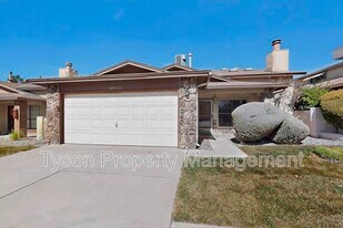10713 Towne Park Dr NE in Albuquerque, NM - Building Photo