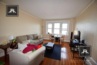 2003 Commonwealth Ave in Boston, MA - Building Photo - Building Photo