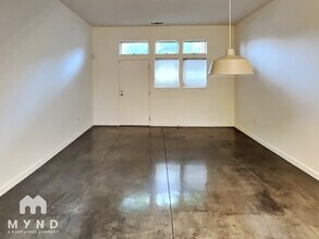 1222 32nd St in Oakland, CA - Foto de edificio - Building Photo