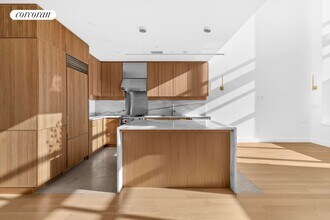 24 Frost St in Brooklyn, NY - Building Photo - Building Photo