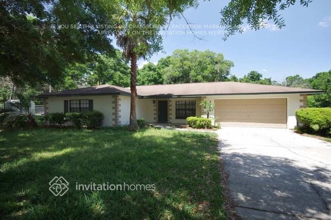 property at 1904 High Glen Ct N