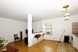 4615 N Malden St in Chicago, IL - Building Photo - Interior Photo