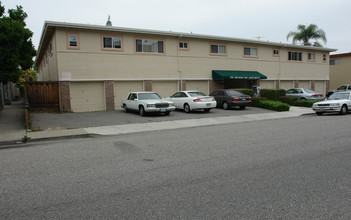 Miramar Way Apartments in Santa Clara, CA - Building Photo - Building Photo