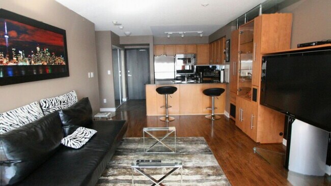 712 W Buena Ave, Unit 3A