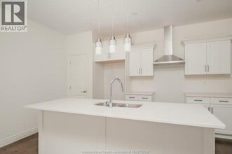 604 Hacket Rd in Amherstburg, ON - Building Photo - Building Photo