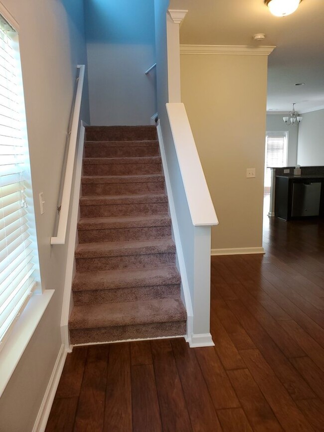 property at 621 Finnegan Ln