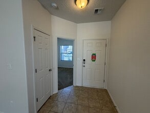 5852 Mafraq Ave NW in Albuquerque, NM - Building Photo - Building Photo