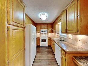 424 Spring Falls Dr in Lawrenceville, GA - Building Photo - Building Photo