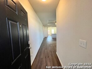 338 Pollock Path in San Antonio, TX - Foto de edificio - Building Photo