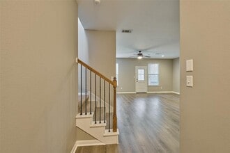 132 Artesian Way in Roman Forest, TX - Building Photo - Building Photo