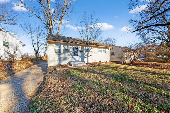 10617 Dunkeld Cir in St. Louis, MO - Building Photo - Building Photo