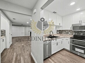 4885 N Backer Ave in Fresno, CA - Foto de edificio - Building Photo