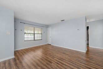 10150 Guidy Ln in Pensacola, FL - Building Photo - Building Photo