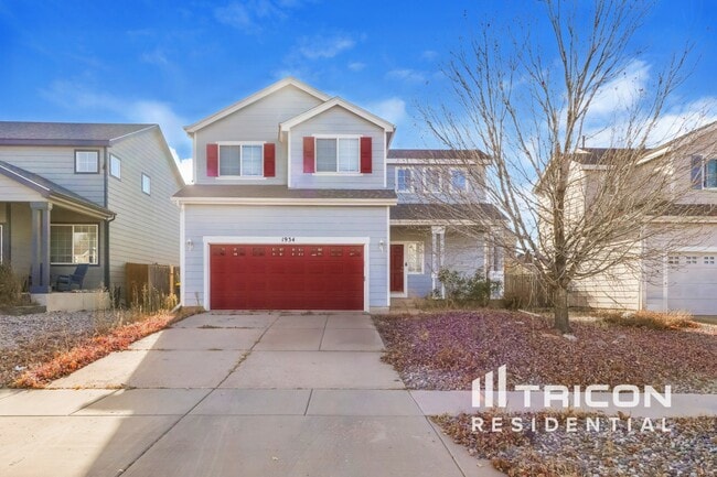 property at 1934 Woodpark Dr