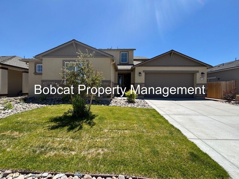 1751 Boundary Peak St in Carson City, NV - Foto de edificio