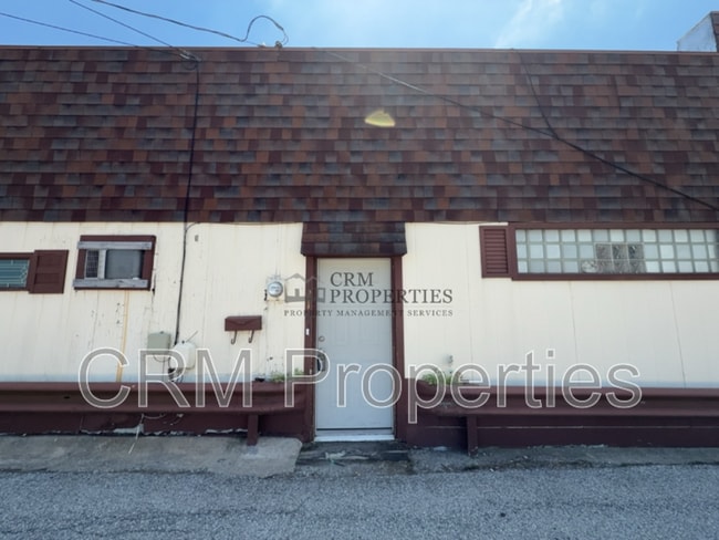 121 S Independence St in Tipton, IN - Building Photo - Building Photo