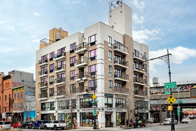400 Bedford Ave