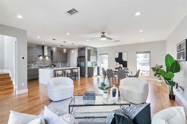 property at 1921 California Dr