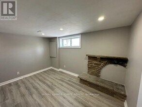 29 Frances Crescent in Toronto, ON - Building Photo - Building Photo