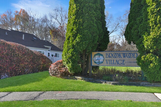 37 Brookwood Dr in Rocky Hill, CT - Building Photo - Building Photo