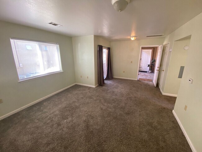 965 Prater Wy in Sparks, NV - Foto de edificio - Building Photo