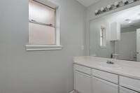 10112 Emerald Gln Ln photo'