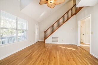 300 Vernon Traylor Dr in Smyrna, TN - Building Photo - Building Photo