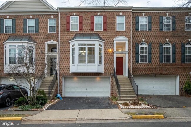 property at 8648 Royal Worcester Ln