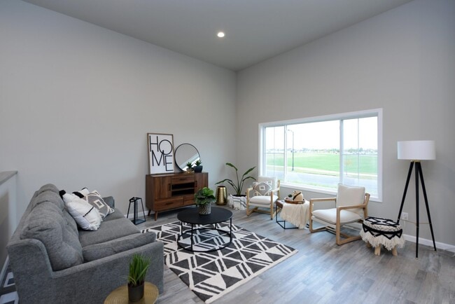 213 Divide Dr in Horace, ND - Building Photo - Building Photo
