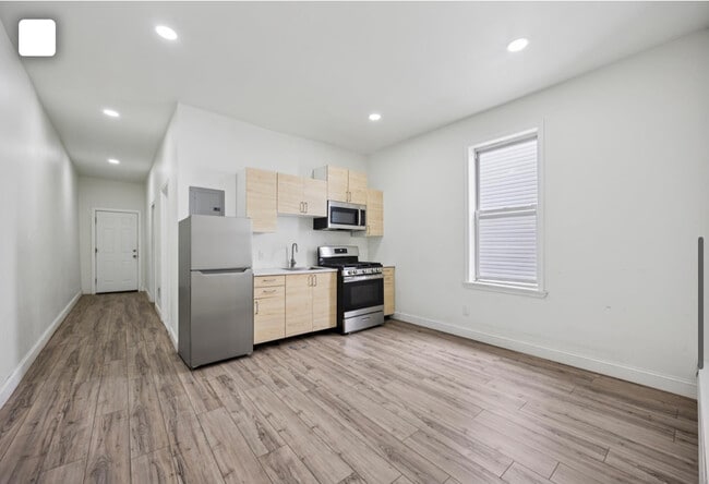 2205 N Broad St, Unit 2F