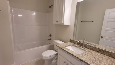 5631 Emmie Dr in Zachary, LA - Building Photo - Building Photo