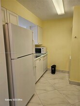 1341 SE 3rd Ave in Dania Beach, FL - Building Photo - Building Photo
