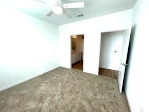 1101 Abbeyglen Castle Dr in Pflugerville, TX - Building Photo - Building Photo