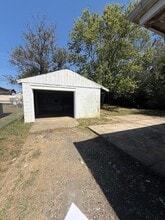 1315 Stephen Foster Dr in Lexington, KY - Building Photo - Building Photo