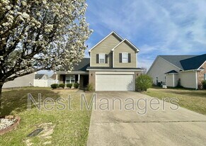219 Bennington Dr in Raeford, NC - Building Photo