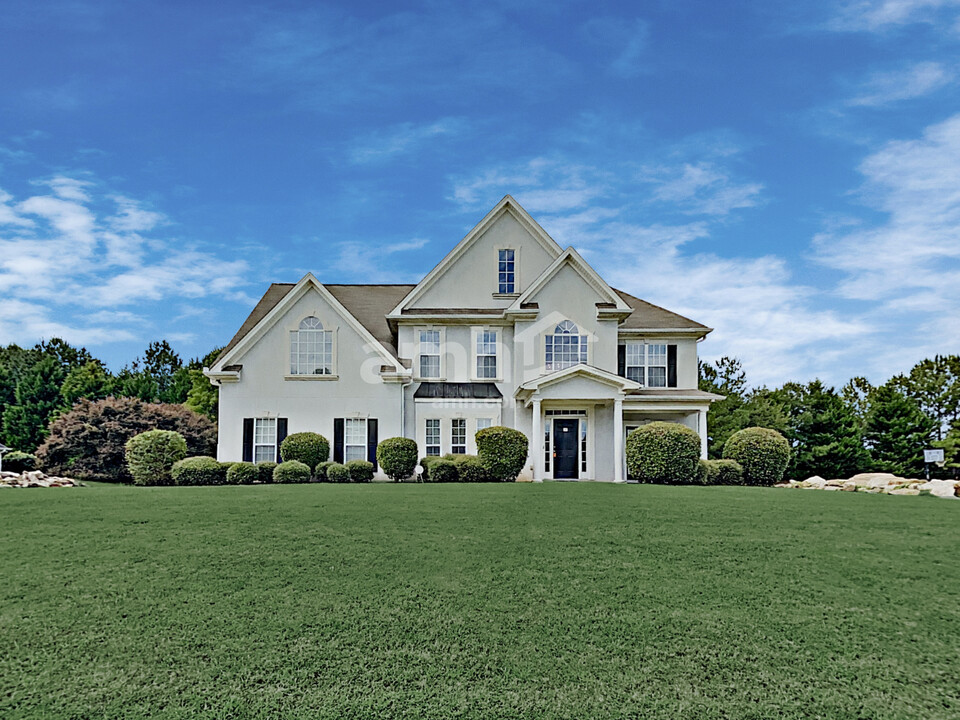 340 Sunderland Cir in Fayetteville, GA - Building Photo