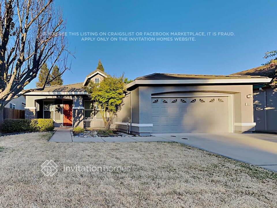 5535 Ridgepoint Dr in Antelope, CA - Building Photo