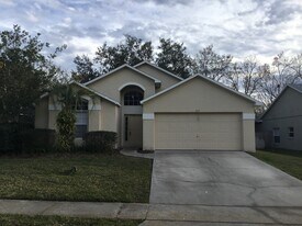 2331 Pinebrook Ct in Oviedo, FL - Building Photo