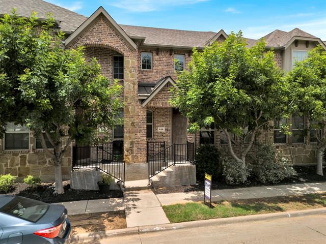 property at 936 Grace Ln
