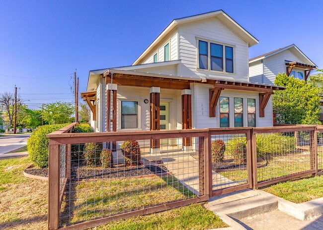 603 Burleson St
