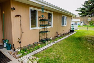 205 Main St in Froid, MT - Building Photo - Building Photo