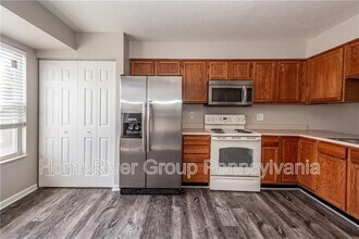 111 Antler Hollow Ct in Cranberry Township, PA - Building Photo - Building Photo