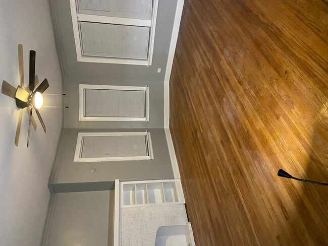 6840 S Calumet Ave in Chicago, IL - Building Photo - Building Photo