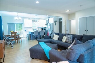 5 Morse Ave in Plainville, MA - Building Photo - Building Photo