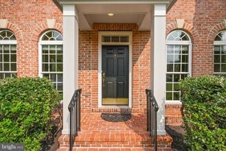 43616 Carradoc Farm Ter in Leesburg, VA - Building Photo - Building Photo